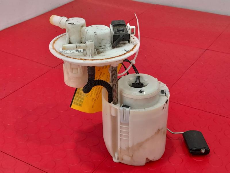 2014-2016 Kia Forte 2.0L Tank Mounted Fuel Pump Assembly OEM 311102V500