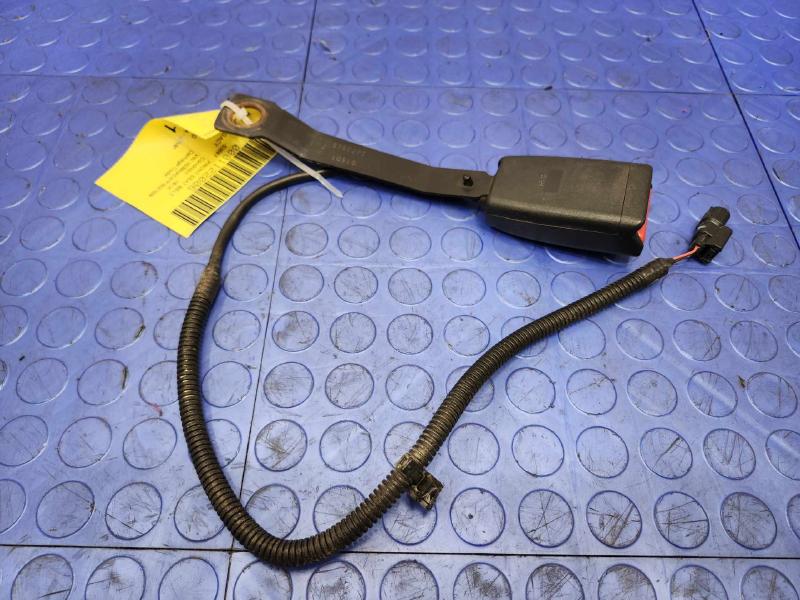 2015 Subaru Legacy Front Seat Belt