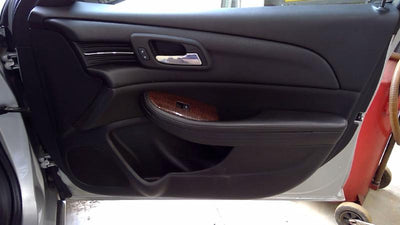 2013 Chevrolet Malibu Front Door Trim Panel