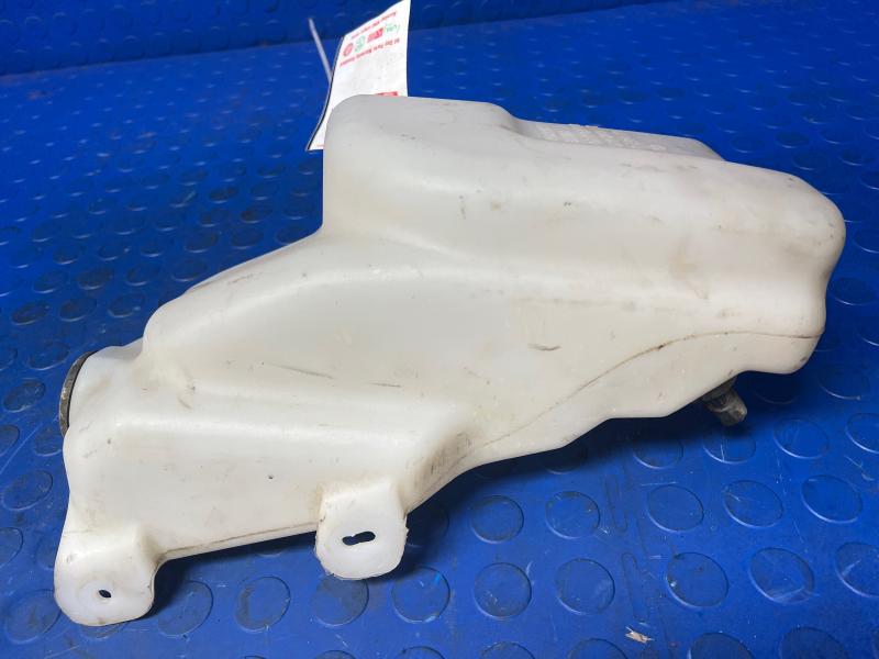 2012 Buick LaCrosse Washer Bottle