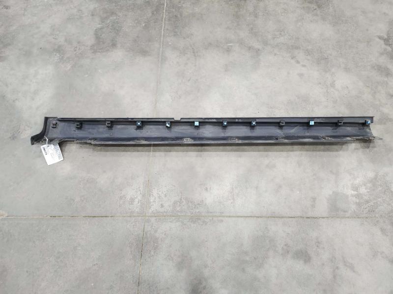 2011 Kia Sorento Rocker Moulding
