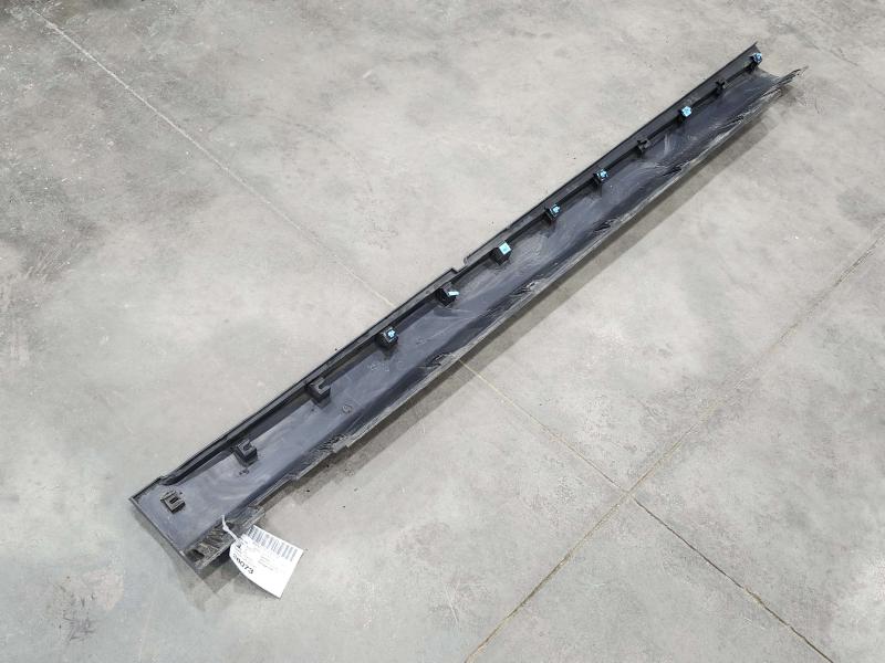 2011 Kia Sorento Rocker Moulding