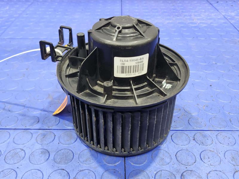 2008-2012 Ford Escape Heater AC Blower Motor Genuine OEM Used 8L8Z19805C