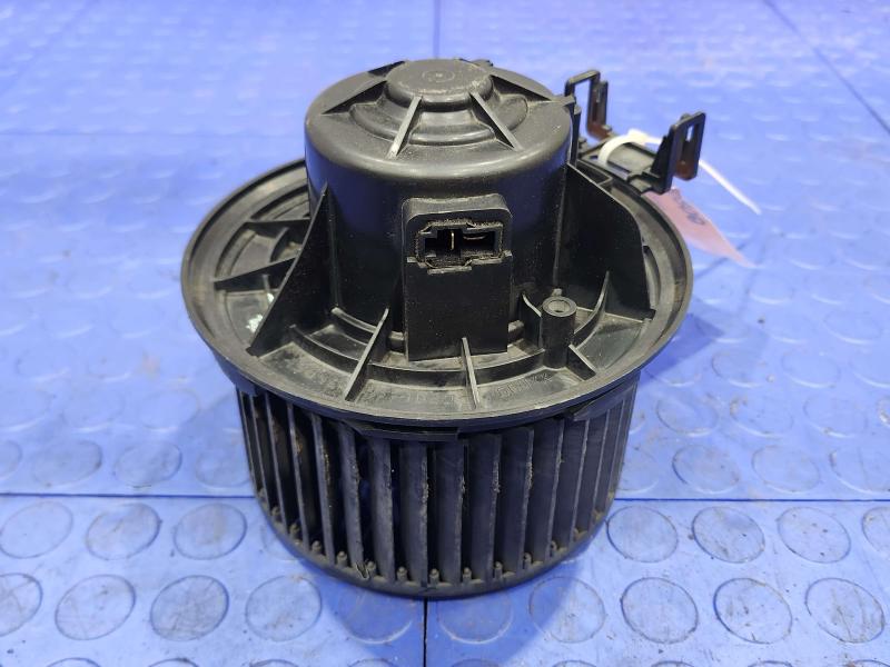 2008-2012 Ford Escape Heater AC Blower Motor Genuine OEM Used 8L8Z19805C