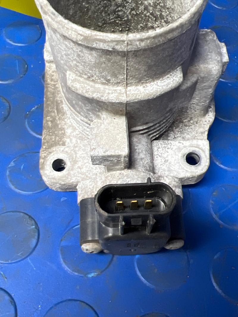 2003 Ford Taurus Throttle Body/Valve Assy