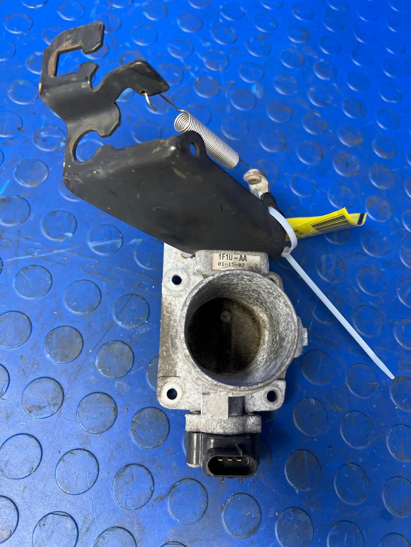 2003 Ford Taurus Throttle Body/Valve Assy