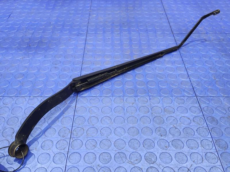 2011 Maserati Quattroporte Wiper Arm