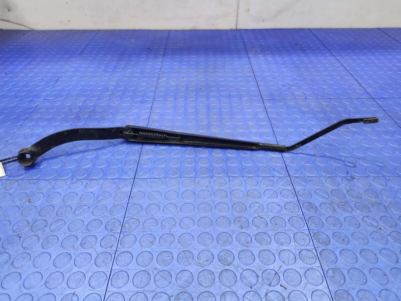 2011 Maserati Quattroporte Wiper Arm