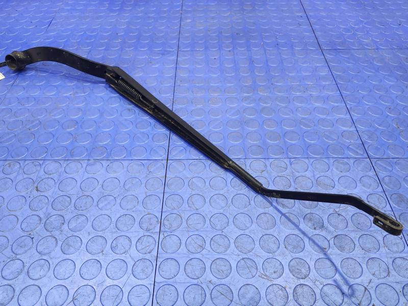 2011 Maserati Quattroporte Wiper Arm