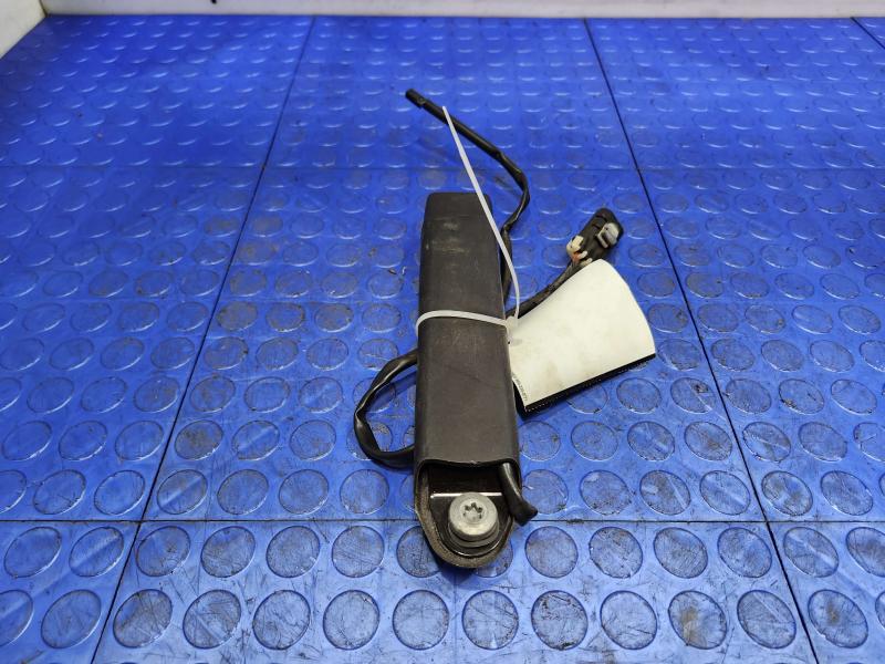 2007 Hummer H3 Front Seat Belt