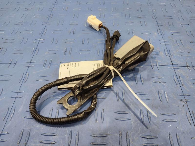 2007 Toyota RAV4 Front Seat Belt