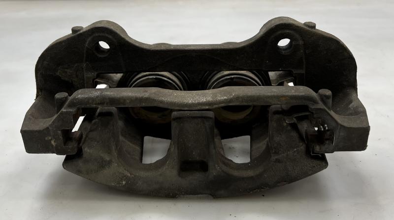 2013 Chrysler Town & Country Caliper
