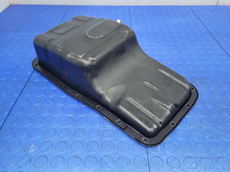 2000 Honda CR-V Oil Pan