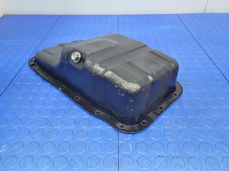 2000 Honda CR-V Oil Pan