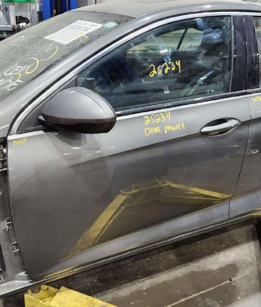 2018 Buick Regal Front Door