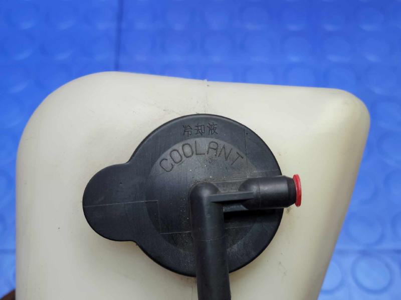 2007-2011 Toyota Camry Radiator Coolant Overflow Reservoir OEM 164700P020