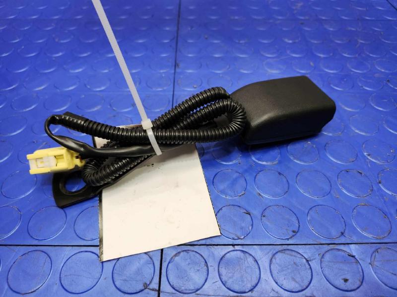 2017 Subaru Legacy Front Seat Belt