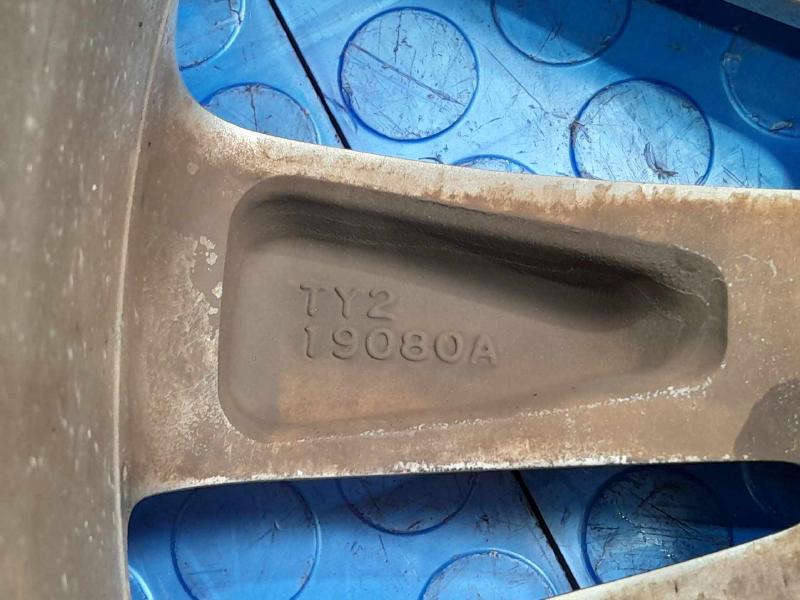 2014 Acura RLX Wheel