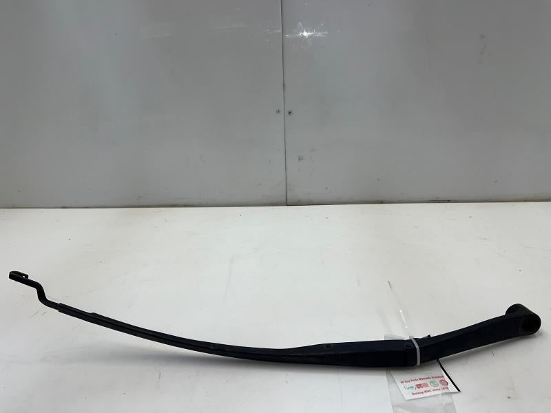 2016 Kia Sedona Wiper Arm