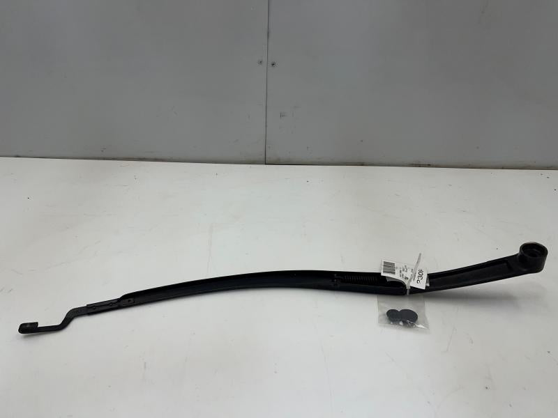 2016 Kia Sedona Wiper Arm