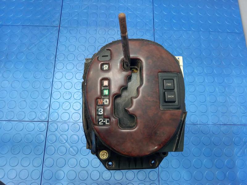 2001 Lexus IS300 Floor Shifter