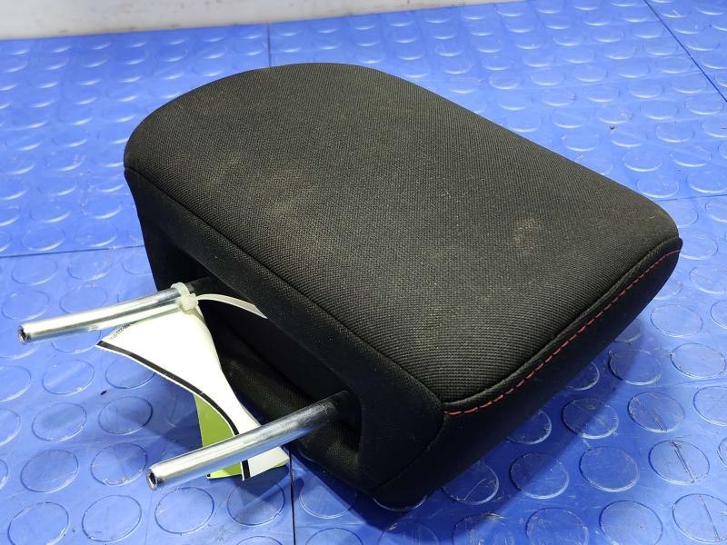 2017 Subaru Impreza Headrest