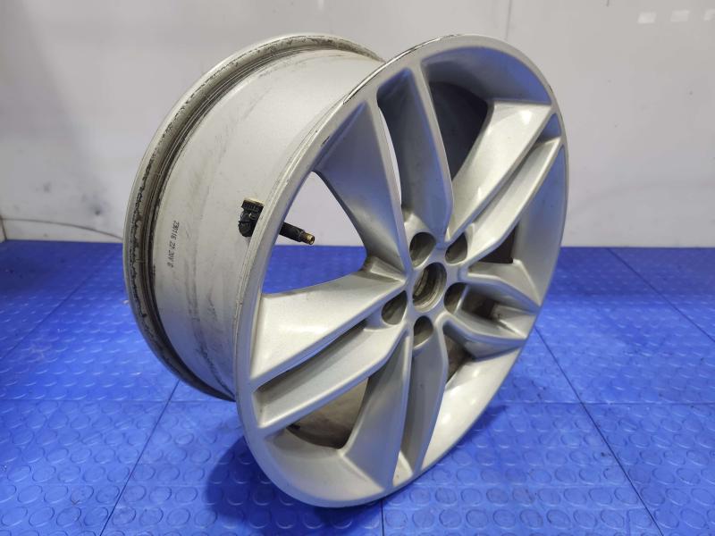 2016 Ford Edge Wheel