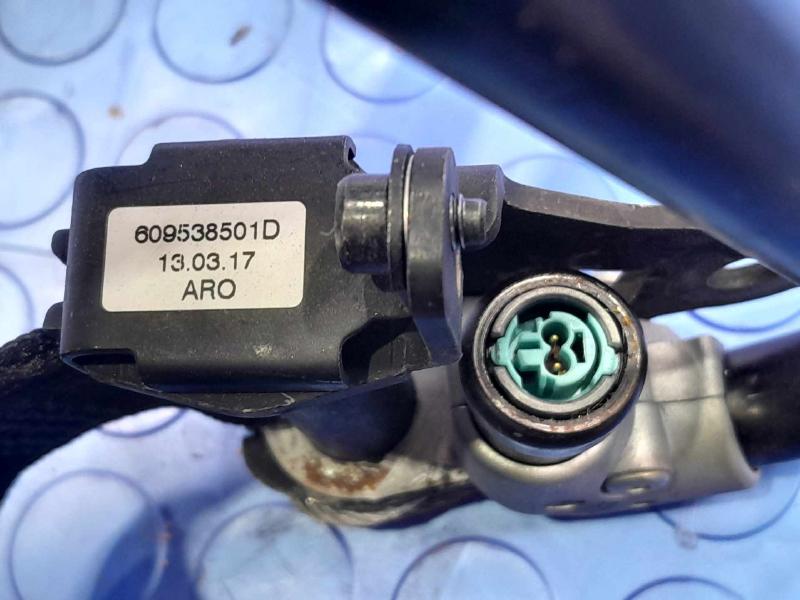 2017 Mercedes C-Class Front Seat Belt
