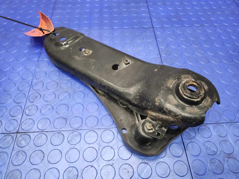 2017 Nissan Maxima Lower Control Arm Rr