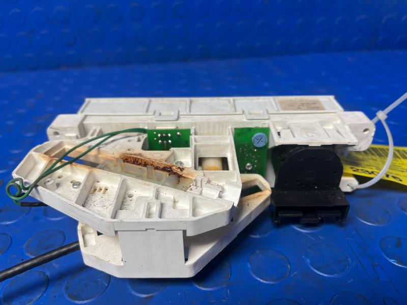 2003 Nissan Frontier Heater A/C Control