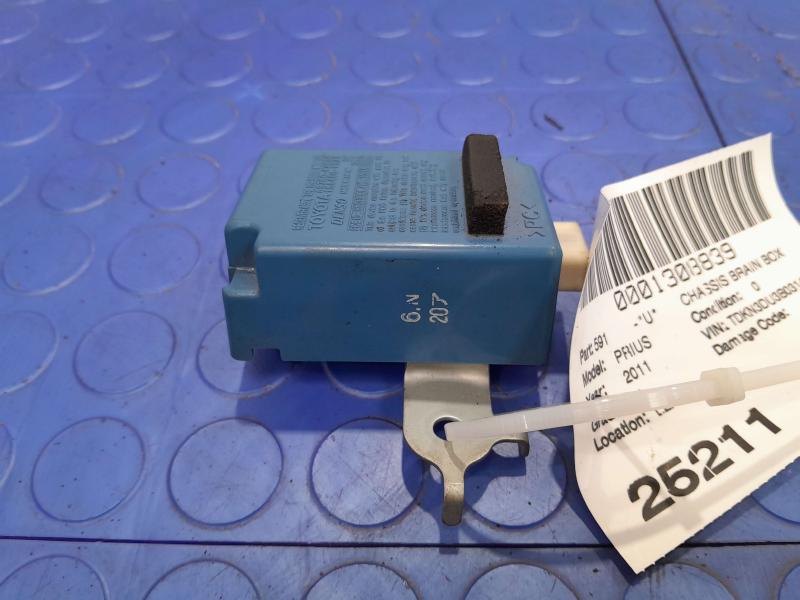 2010-2015 Toyota Prius TPMS Tire Pressure Monitor Control Module OEM 89760-47030