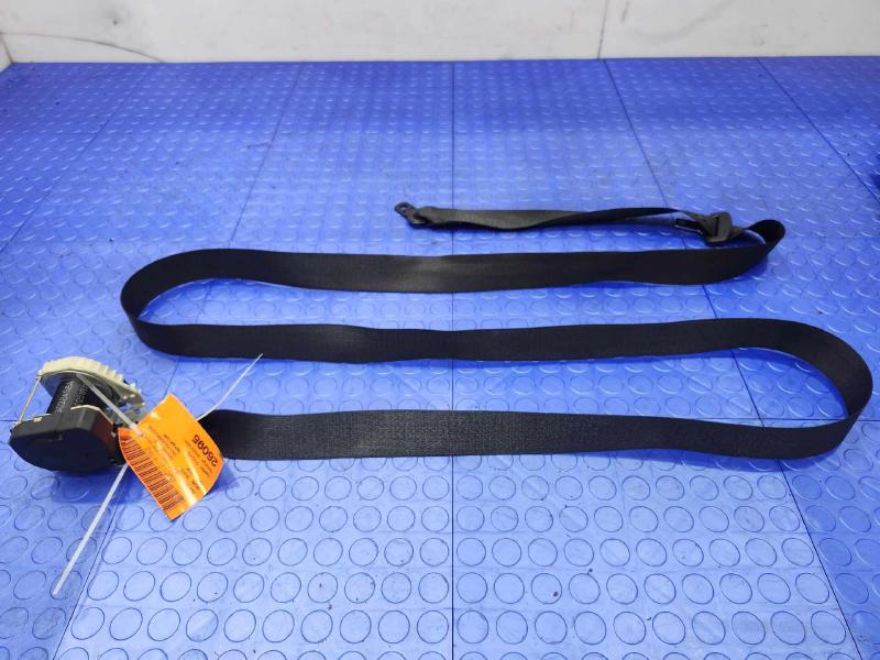 2006 BMW Z4 Front Seat Belt