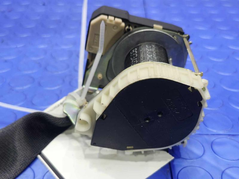 2006 BMW Z4 Front Seat Belt