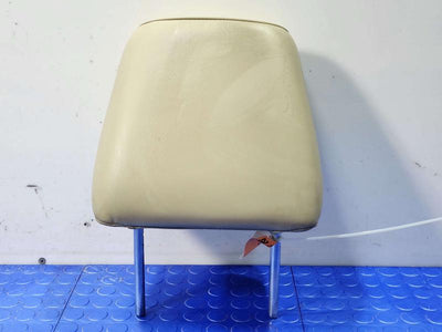 2014 Chrysler 300 Headrest