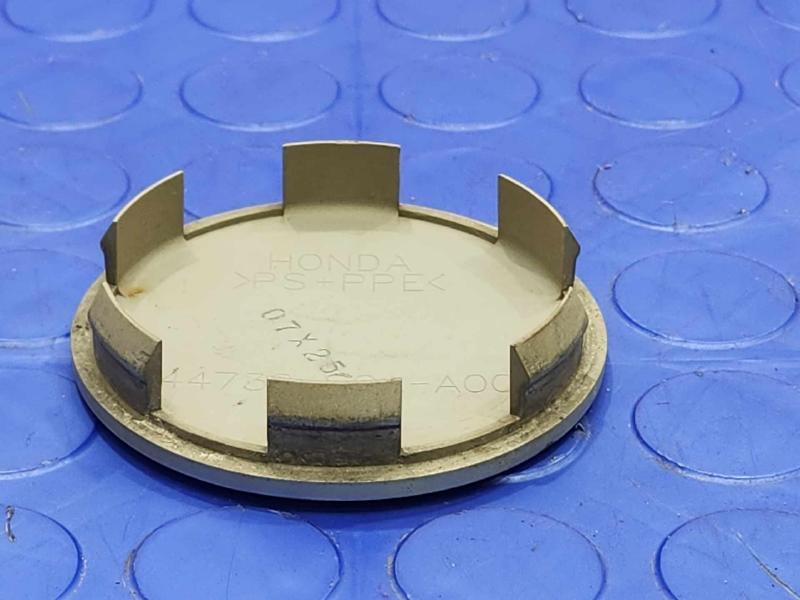 2008 Honda CR-V Center Cap