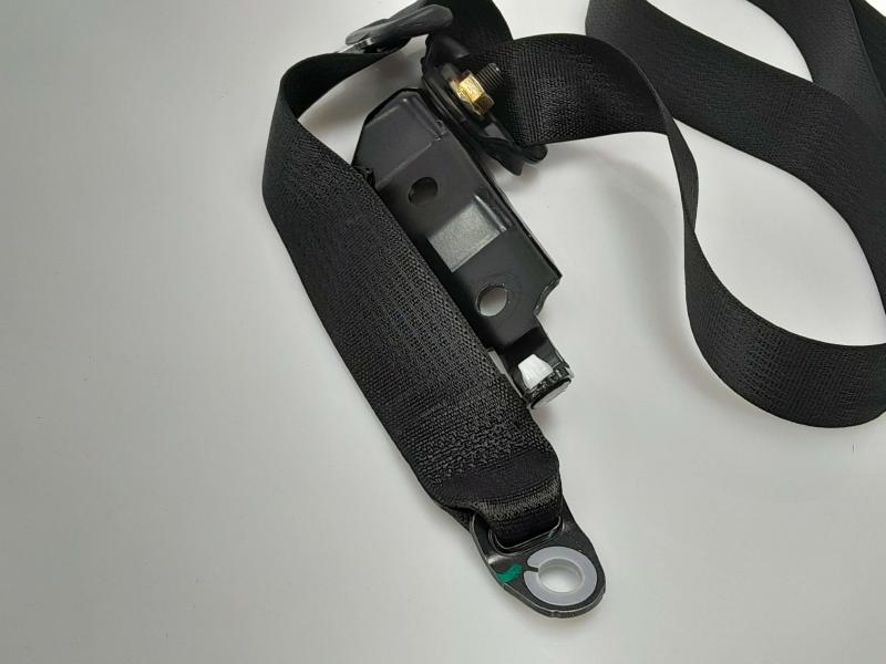 2013 Tesla Model S Rear Seat Belt