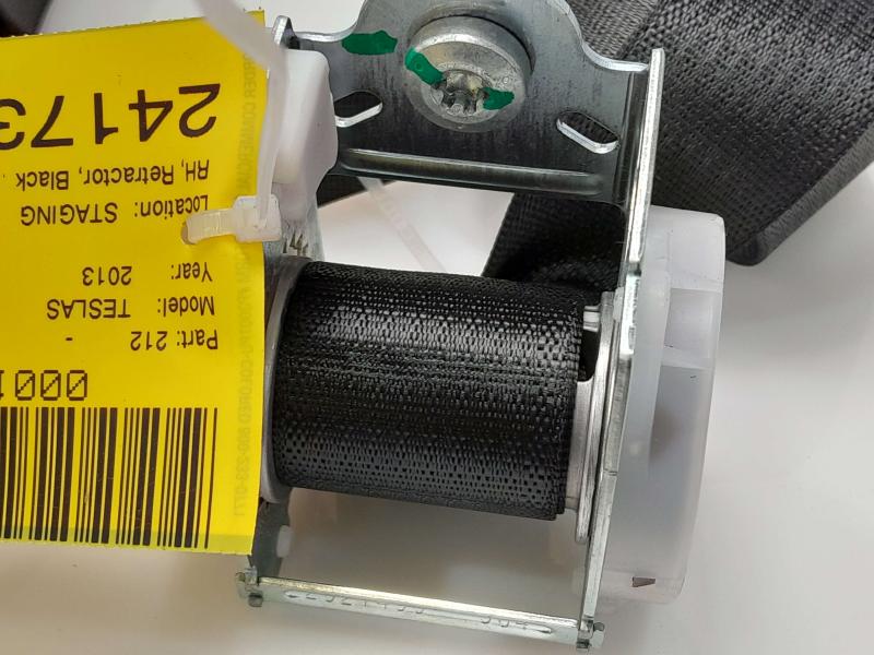 2013 Tesla Model S Rear Seat Belt