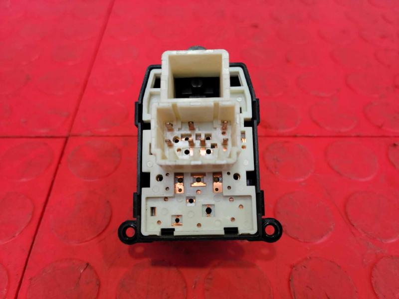 2018 Kia Forte Door Switch Front