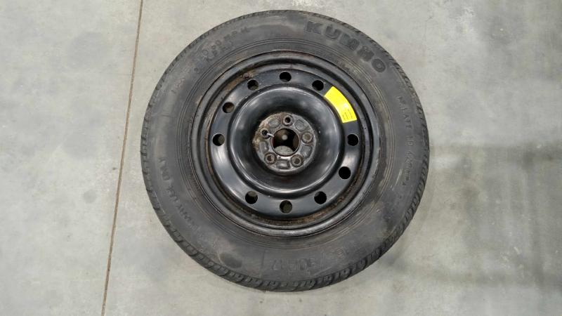 2017 Kia Sorento Wheel