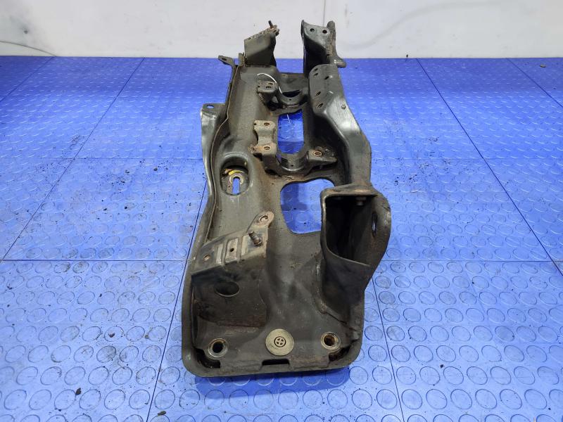 2008 Subaru Legacy Crossmember/Cradle/Undercarria