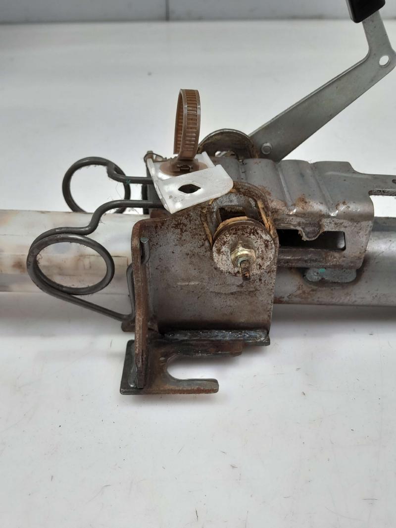 2005 Toyota Tacoma Steering Column