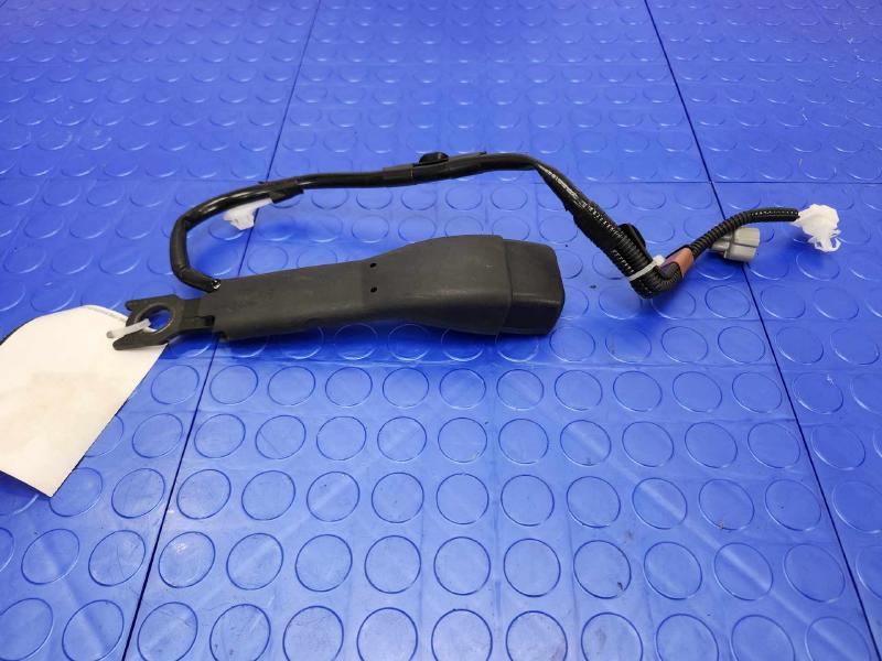 2014 Lexus IS 250 Front Seat Belt