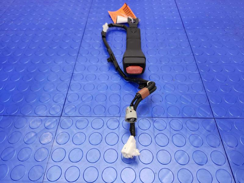 2014 Lexus IS 250 Front Seat Belt