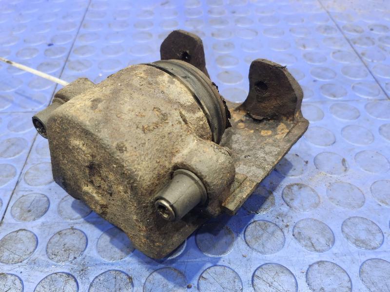1997 Dodge Dakota Caliper