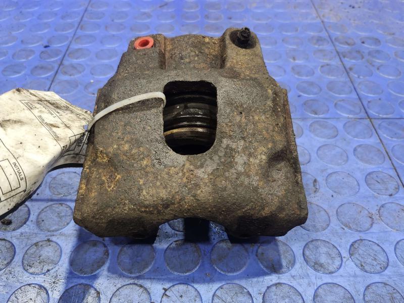 1997 Dodge Dakota Caliper