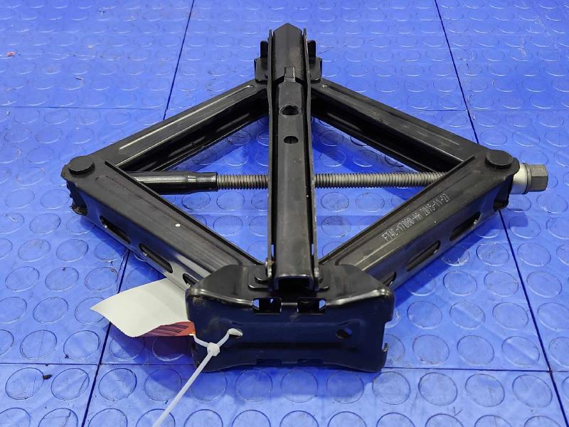 2016 Lincoln MKX Jack Assembly