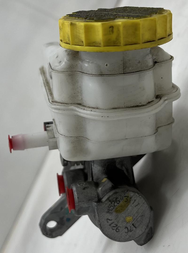 2020 Subaru Impreza Master Cylinder
