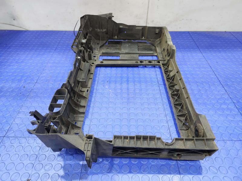2013 Mazda Mazda2 Radiator Support