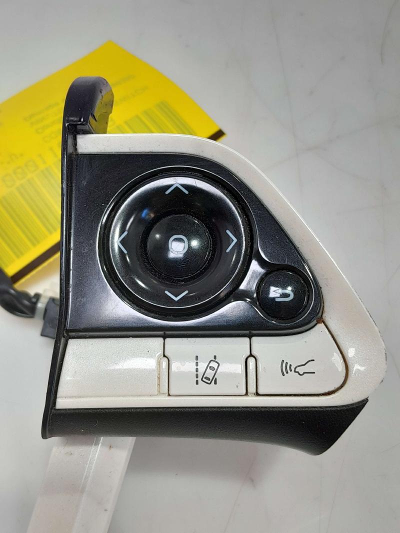 2016-2018 Toyota Prius 1.8L Steering Wheel Multi Switch Assembly OEM 8425047611C1