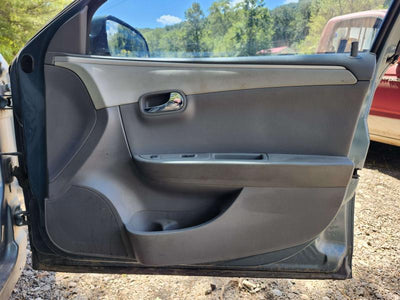 2009 Chevrolet Malibu Front Door Trim Panel